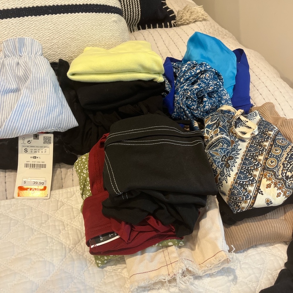 CLOSET CLEAR OUT EVERYTHING MUST GO